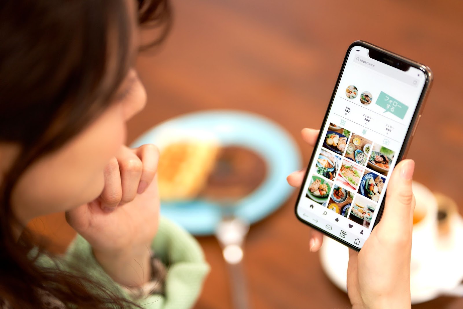 インスタ公式の動画投稿機能とアプリの違い