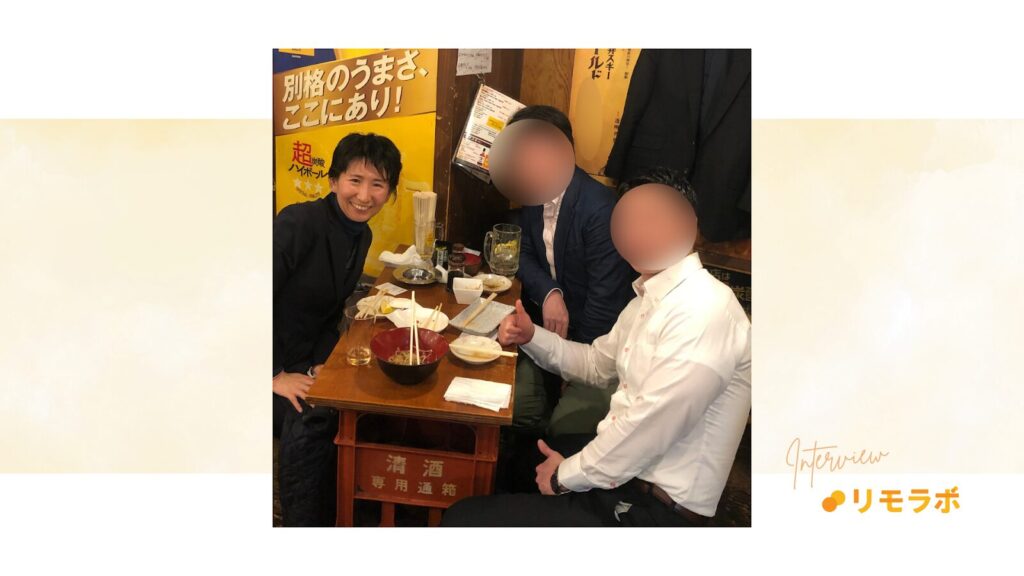 新卒で入社した会社を27歳のときにやめ、大学院に入り国際平和を学んだあきよさん。